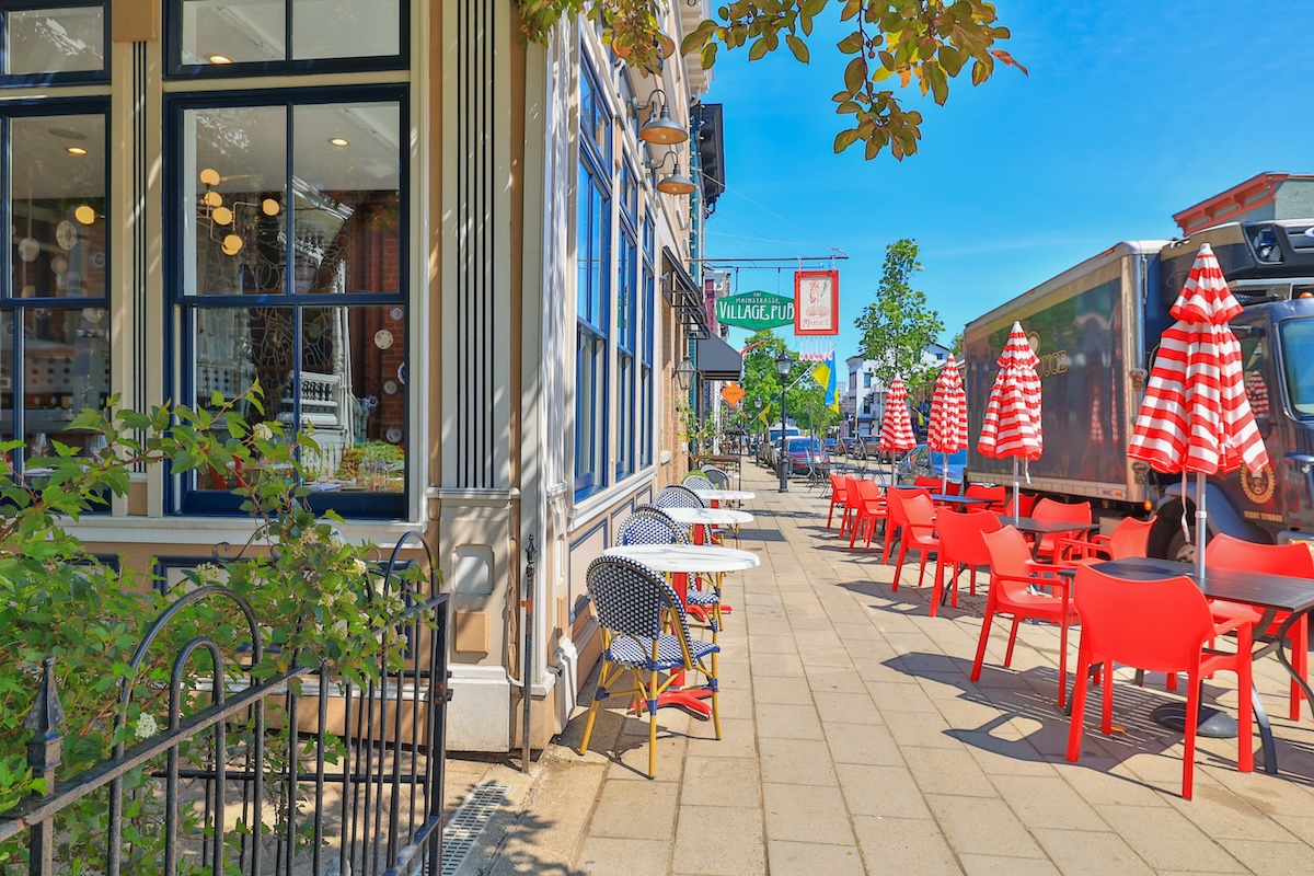 Spring Stroll Spring Stroll Season: NKY Neighborhoods Made for Walking | Haus & Home